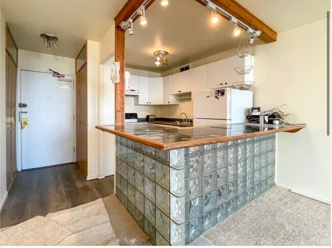 Photo - 4250 N Marine Dr Unit 1034