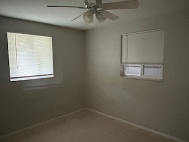 Photo - Well maintained 2/1 in a quiet neighborhood