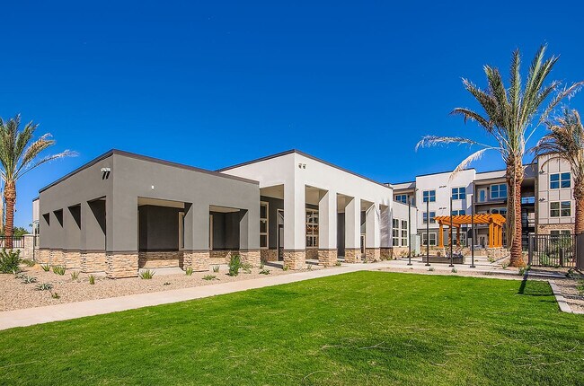 Garrett Mesa Exterior