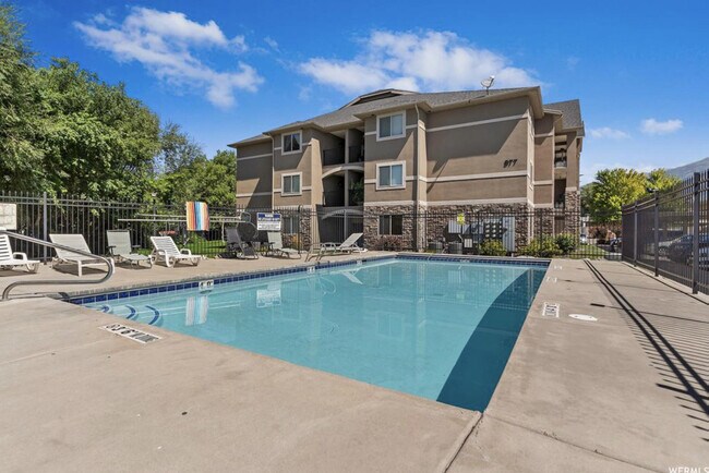 Photo - 917 S Main St Unidad G