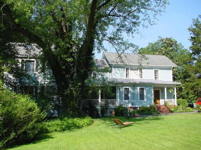Photo - 324 Little Falls St (Falls Church, VA)