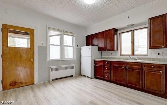 Photo - 58 Westervelt Ave