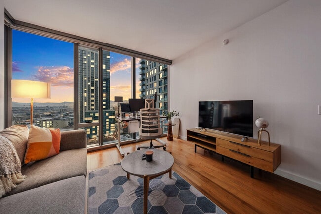 Photo - 399 Fremont St Unit FL20-ID1009875P