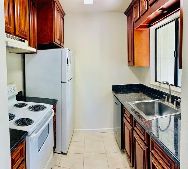 Photo - 3033 Kaiser Dr Unit C