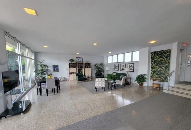 Photo - 750 Burlington Ave N Unit 3H