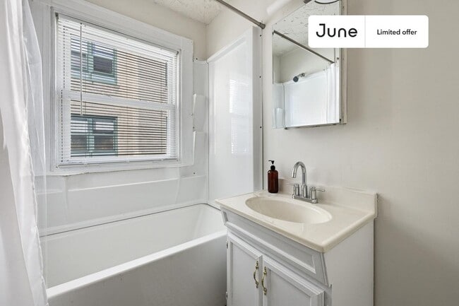 Photo - 274 Seaver St Unit 274