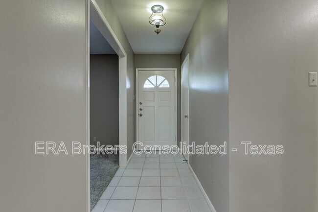 Photo - 3214 Leyte St