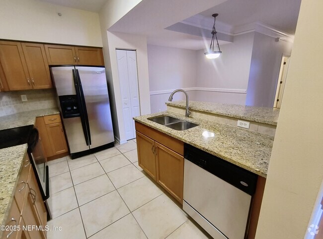 Building Photo - 10435 Mid Town Pkwy Unit 208 Rental
