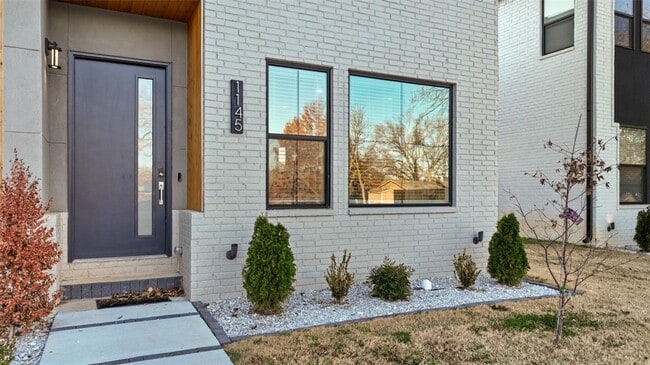 Building Photo - 1145 NE Monroe St