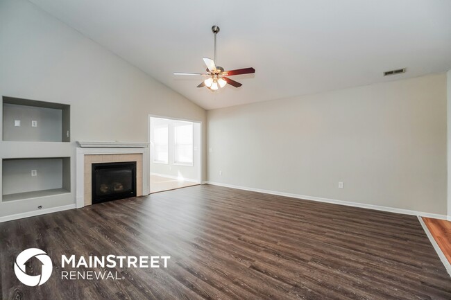 Photo - 6927 Spring Bloom Dr