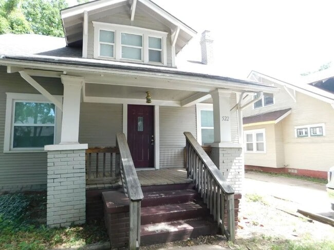 Building Photo - 522 W 4th Ave