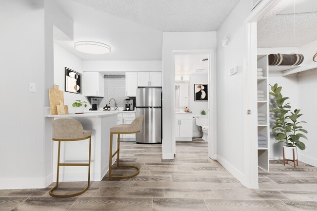 Estudio - 404SF - Cocina - The Enclave Apartment Homes