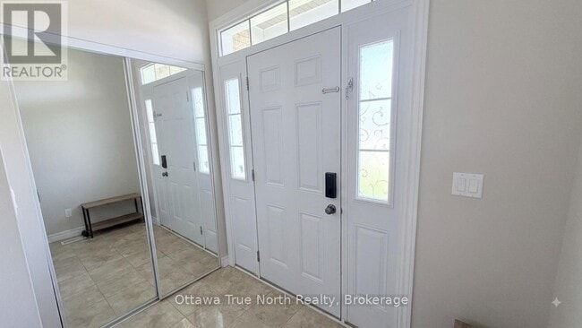 Photo - 308 Glenbrae Ave