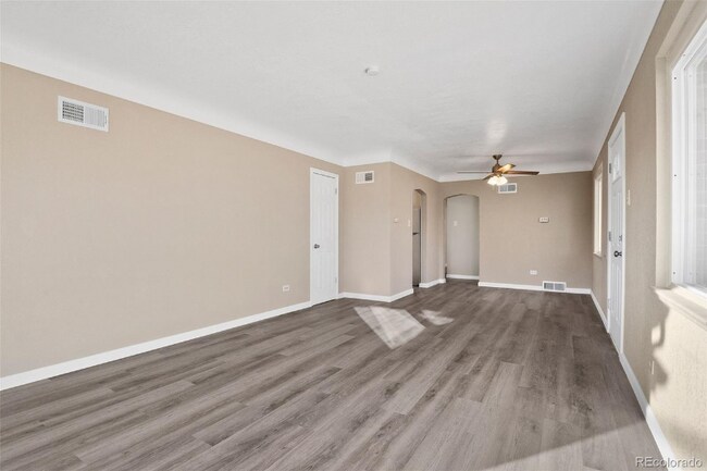 Photo - 2301 Newport St