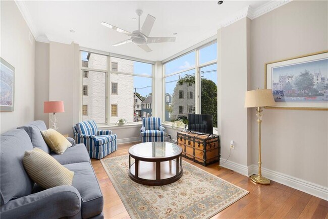 Photo - 341 Thames St Unit 209 S