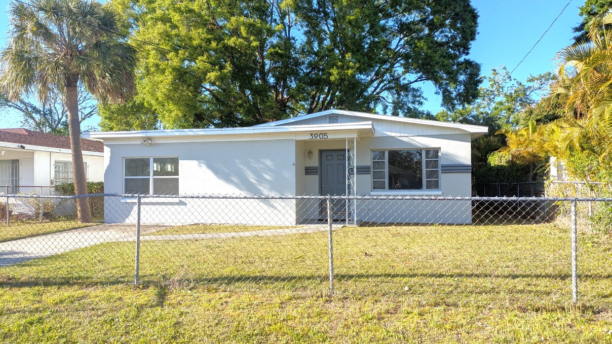 Photo - 3905 W Carmen St (Tampa, FL)