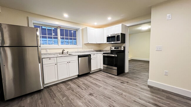 21 Hungerford Terrace Unit 3