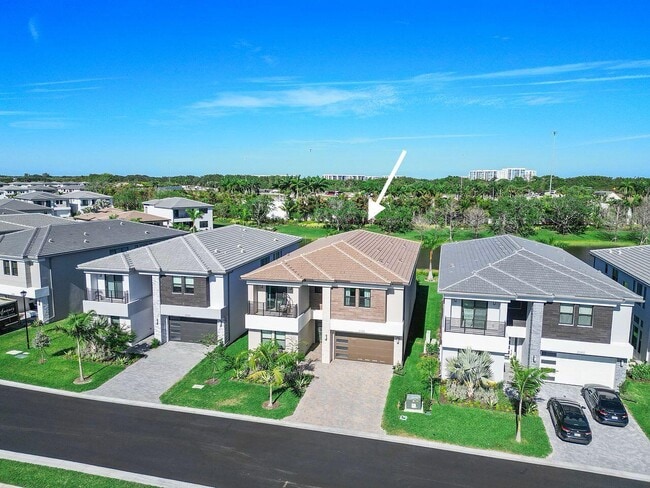 Photo - 20296 Somerset Hls Dr