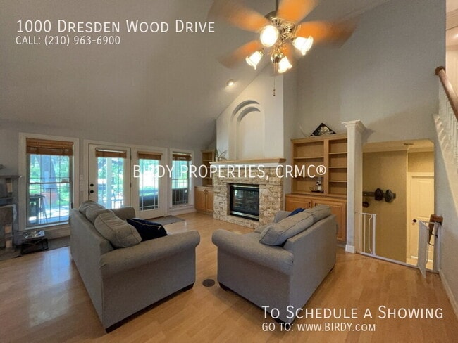 Photo - 1000 Dresden Wood Dr