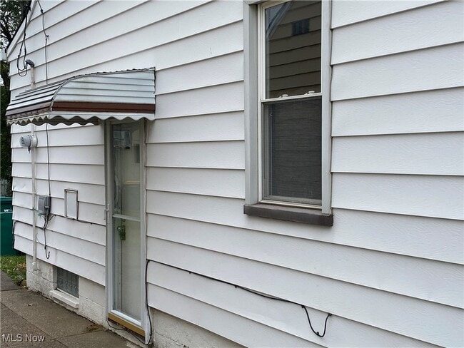 Photo - 16312 Corkhill Rd