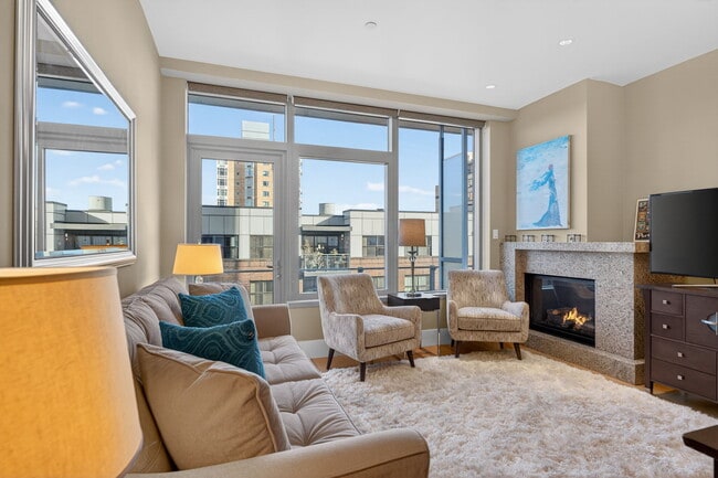 Photo - 1001 NW Lovejoy St