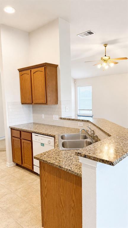 Photo - 100 Lightfoot Ct