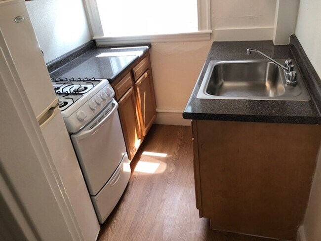 Photo - 9/1 No Fee! Spacious Studio in Fenway/Kenmore!