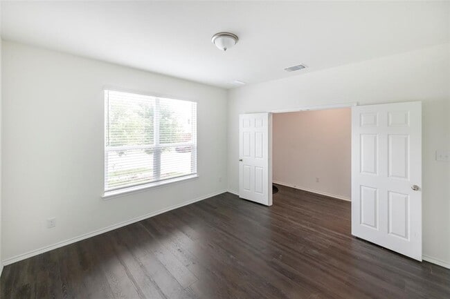 Photo - 1101 Arbor Acres Loop