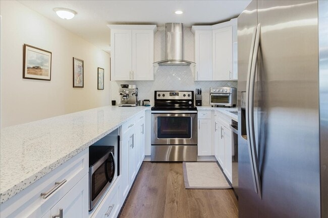 Photo - 138 69th Ave N