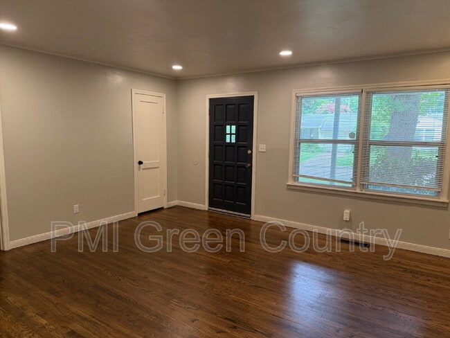 Photo - 4357 S Rockford Pl