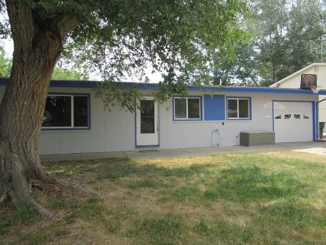 Photo - One Level Westside Ranch 4 bd, Single Garage