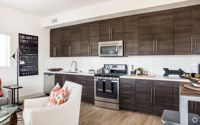Building Photo - cul118 Unit 305 Rental