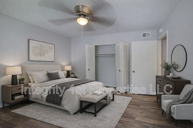 Photo - 2114 Swift St Unit #9