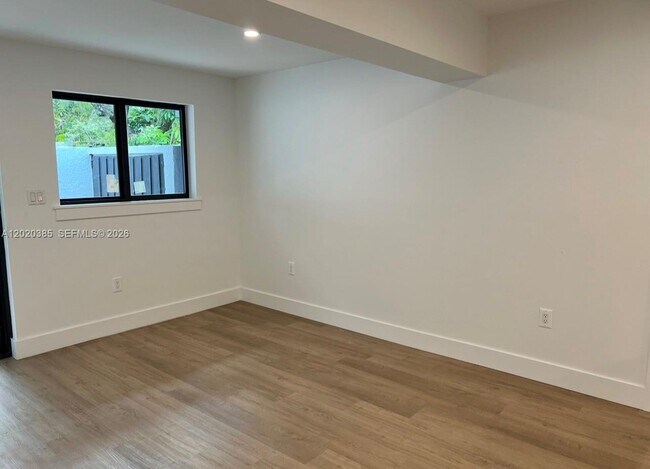 Photo - 16349 Ravenwood Pl Unit 16349