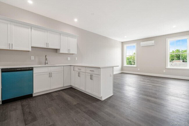 Photo - 153 Greenwich Ave Unit 303