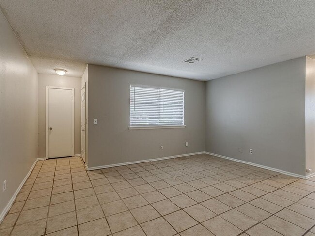 Photo - 3320 Hampton Rd