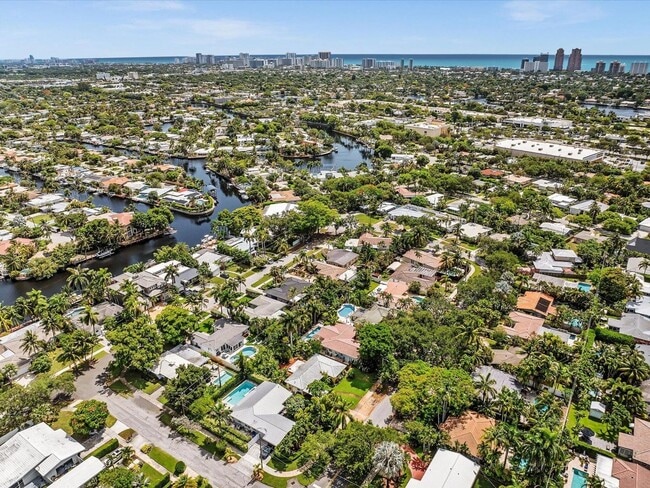 Photo - 1786 NE 21st St