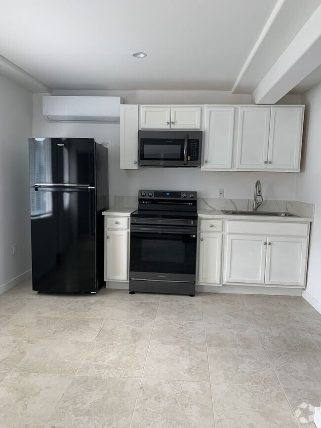 Building Photo - 4040 Mississippi St Unit 02 Rental