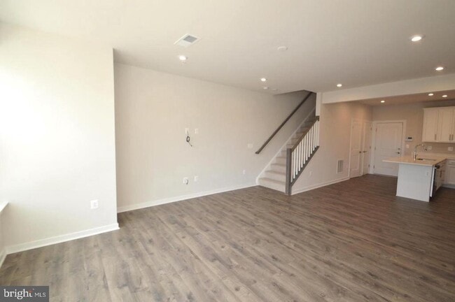 Photo - 13518 Sayward Blvd Unit 99