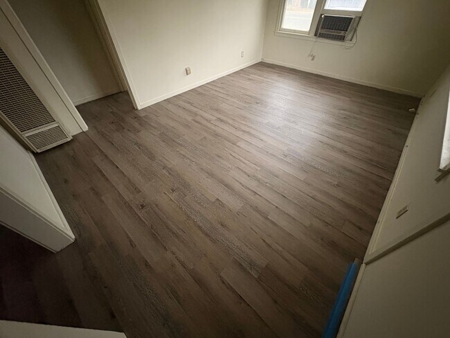 Photo - Cute home for rent in Woodlake, Ca