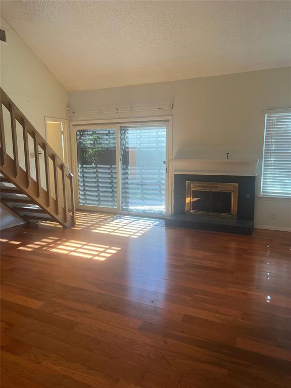 Photo - 1515 W Braker Ln Unit B