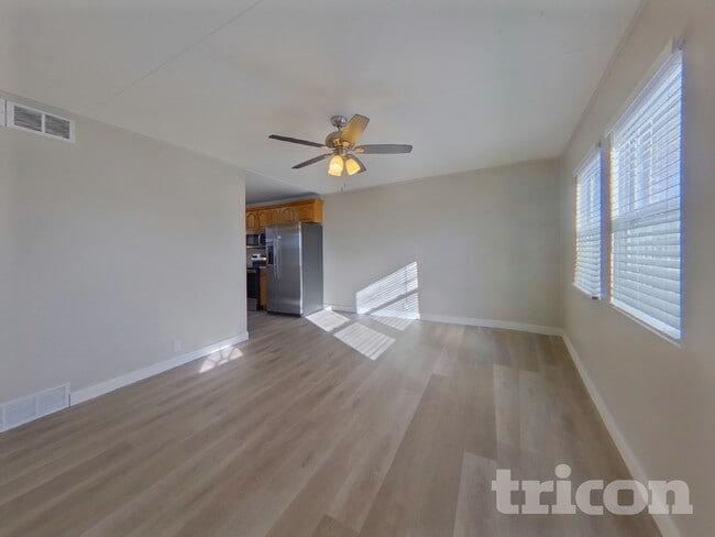 Photo - 1904 S Sheridan Ave