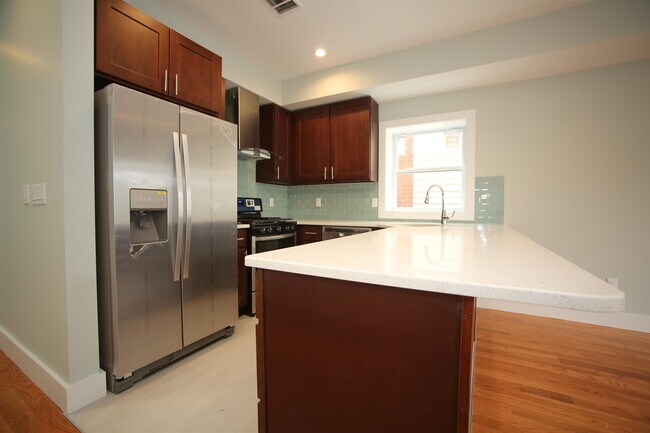 Photo - 141 Beach St Unit 2