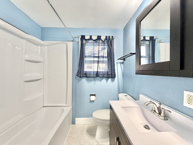 Photo - 1616 Dewey Ave