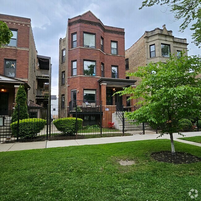 Building Photo - 3257 W Palmer St Rental