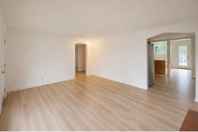 Photo - 15209 6th Ave NE