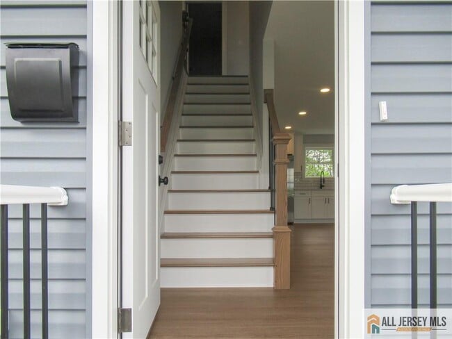 Photo - 211 E Prospect St