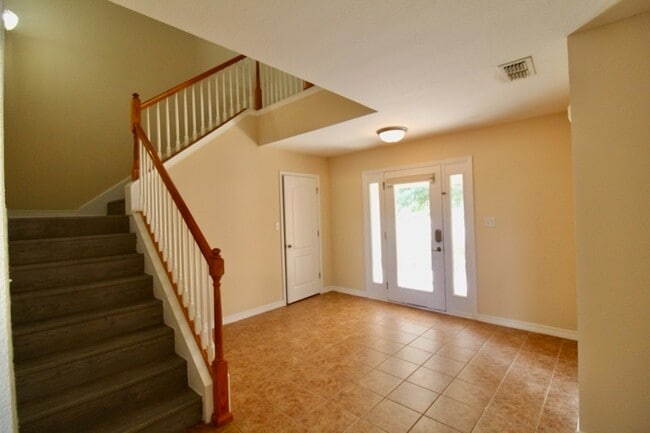 551 Loblolly Bay Dr