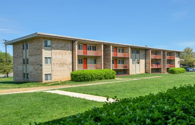 Lockwood - Lockwood Apartments