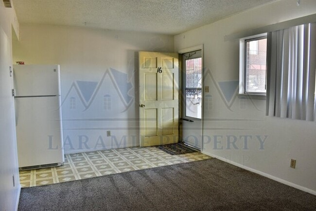 Photo - 702 Downey St Unit 16